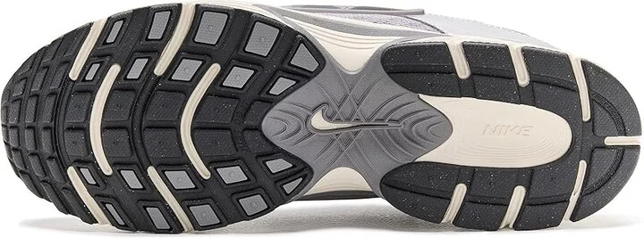 Nike V5 RNR Men's Shoes Cement Grey/Cement Grey/Grey Fog : 8 M, Synthetic - Image 4