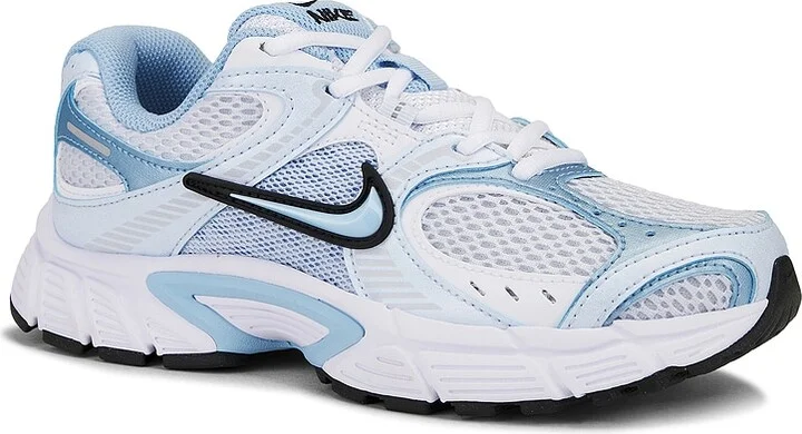Nike V5 Runner Sneaker in Baby Blue - Image 2