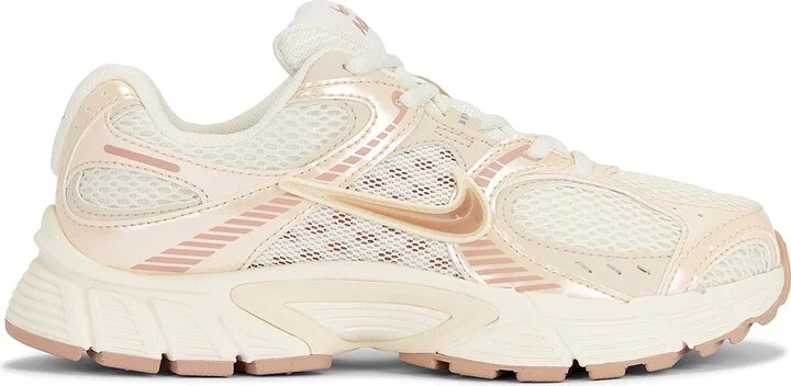 Nike V5 Runner Sneaker in Cream