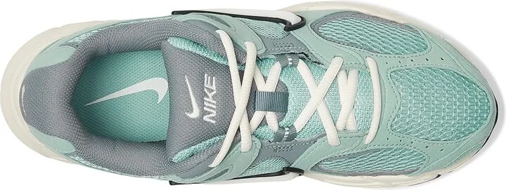 Nike V5 Runner Women's Shoes Cannon/Pale Ivory/Cool Grey/Black/Black : 8 B - Medium - Image 2