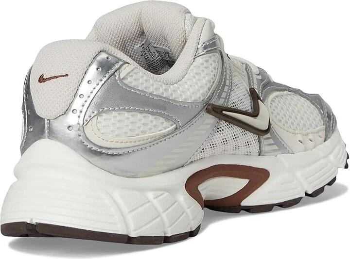 Nike V5 Runner Women's Shoes Sail/Light Orewood Brown/Fauna Brown/Phantom/Baroque Brown : 11.5 B - Medium - Image 4