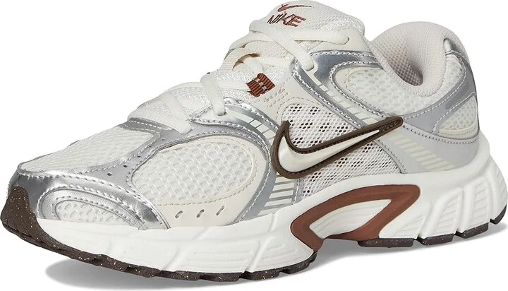 Nike V5 Runner Women's Shoes Sail/Light Orewood Brown/Fauna Brown/Phantom/Baroque Brown : 11.5 B - Medium - Image 5