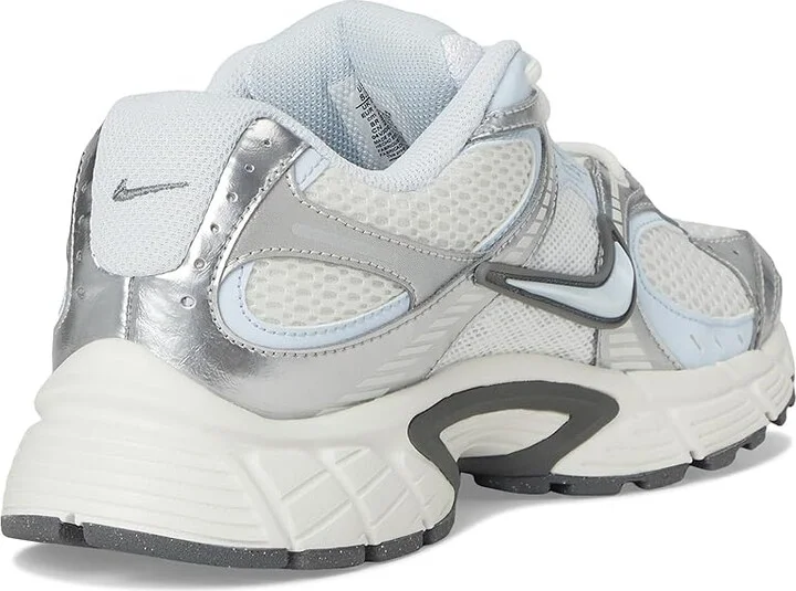 Nike V5 Runner Women's Shoes Summit White/Smoke Grey/Blue Tint : 8.5 B - Medium - Image 4