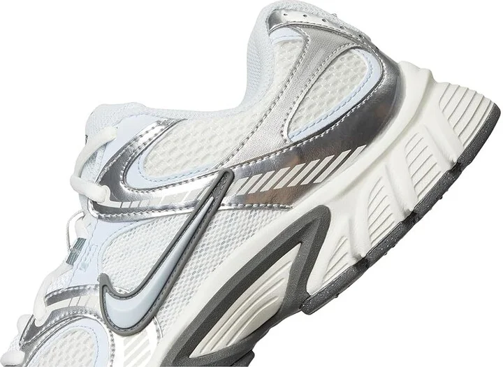Nike V5 Runner Women's Shoes Summit White/Smoke Grey/Blue Tint : 8.5 B - Medium - Image 7