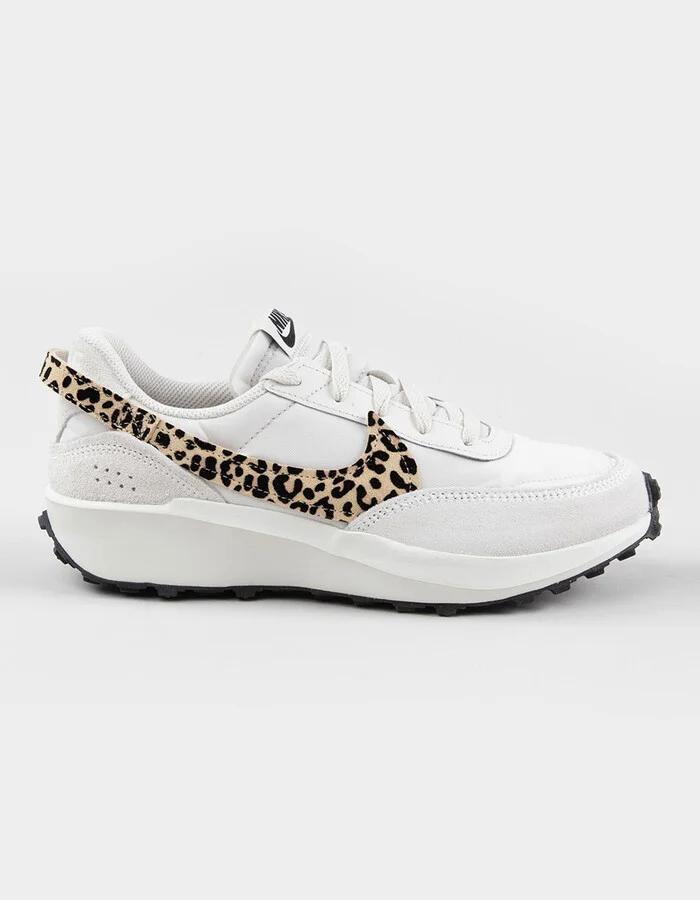 NIKE Waffle Debut Womens Shoes