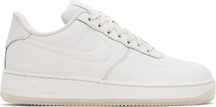 Nike White Air Force 1 '07 Pro-Tech Sneakers