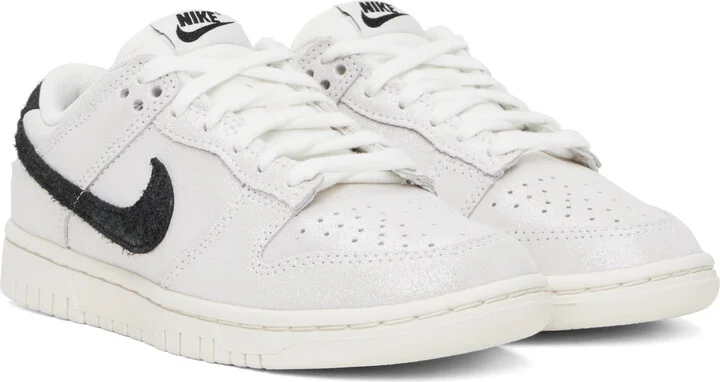 Nike White & Black Dunk Low SE Sneakers - Image 4