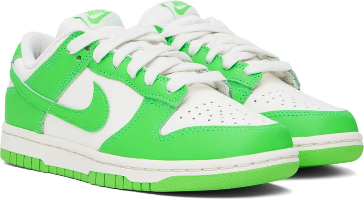 Nike White & Green Dunk Low Sneakers - Image 4