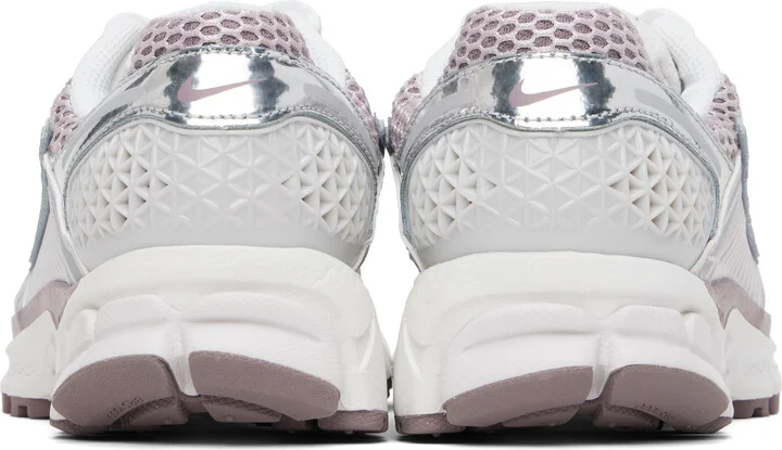 Nike White & Silver Zoom Vomero 5 Sneakers - Image 2