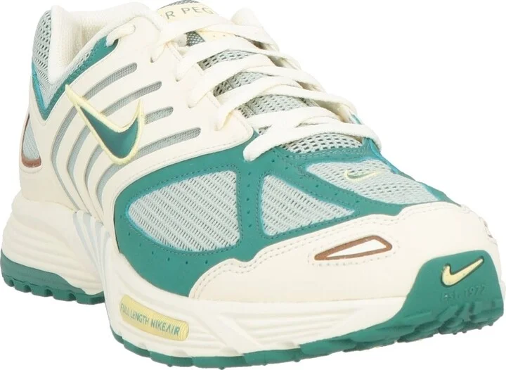 Nike Woman Sneakers - Image 4