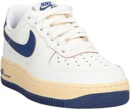 Nike Woman Sneakers - Image 2