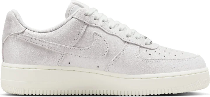Nike Women's Air Force 1 '07 SE Shoes in White | HQ3499-100 - Image 3