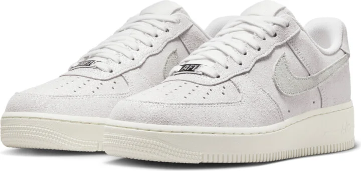 Nike Women's Air Force 1 '07 SE Shoes in White | HQ3499-100 - Image 5