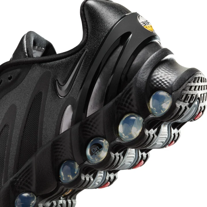 Nike Women's Air Max Dn8 Shoes in Black | HF5509-002 - Image 8