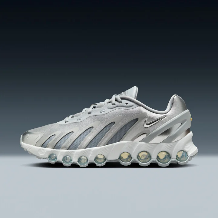 Nike Women's Air Max Dn8 Shoes in Grey | HF5509-001