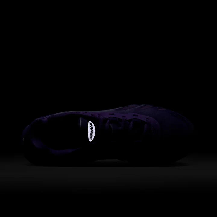 Nike Women's Air Max Dn8 Shoes in Purple | HF5509-500 - Image 9