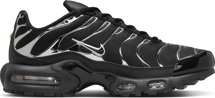 Nike Women's Air Max Plus SE Shoes in Black | HJ9743-001 - Image 3