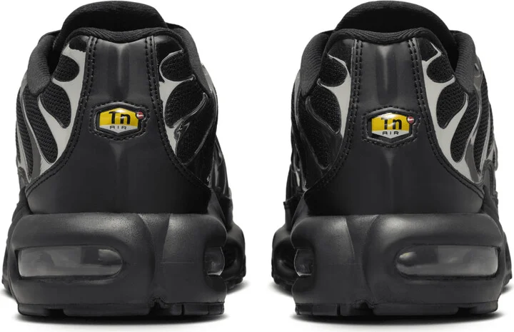 Nike Women's Air Max Plus SE Shoes in Black | HJ9743-001 - Image 6