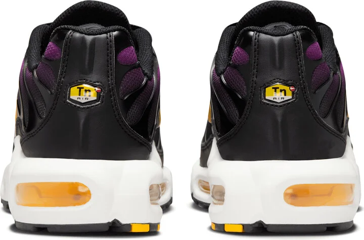 Nike Women's Air Max Plus Shoes in Black | DZ3670-005 - Image 6