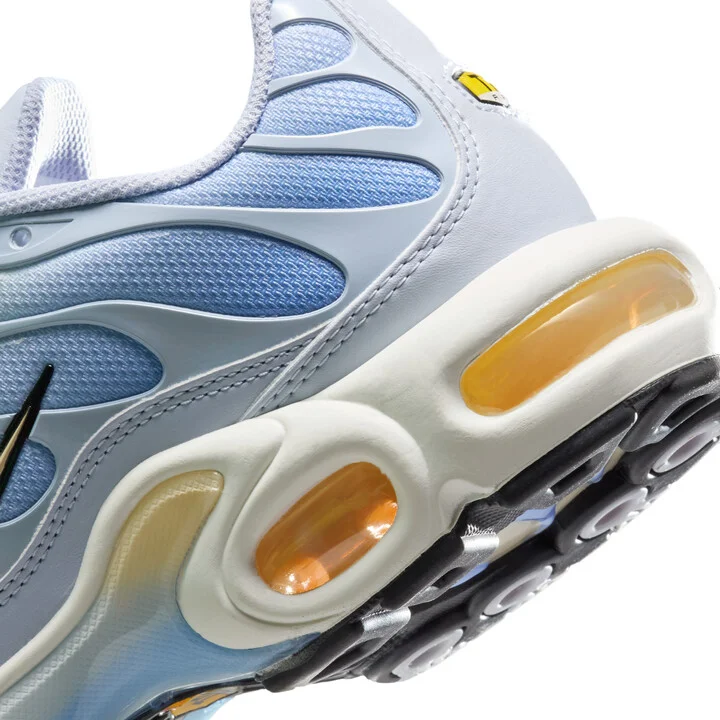 Nike Women's Air Max Plus Shoes in Grey | DZ3670-004 - Image 7