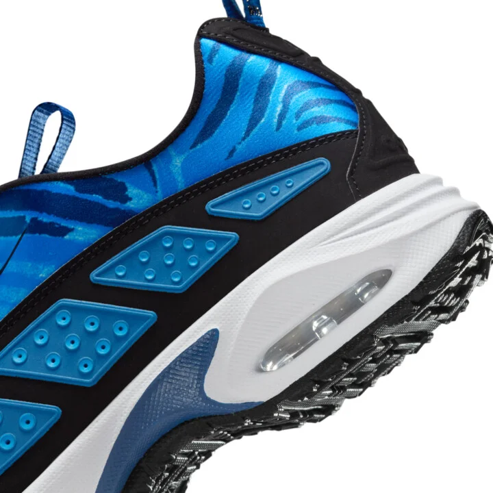 Nike Women's Air Max SNDR Camo Shoes in Blue | IB6863-400 - Image 8