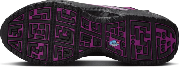 Nike Women's Air Max SNDR GTX Shoes in Purple | FZ4238-500 - Image 2