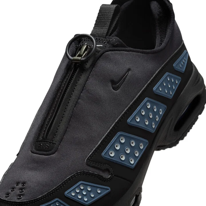 Nike Women's Air Max SNDR Shoes in Black | FZ2068-001 - Image 7