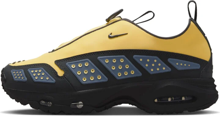 Nike Women's Air Max SNDR Shoes in Yellow | HF1199-700