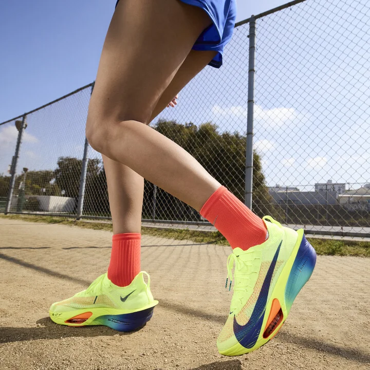 Nike Women's Alphafly 3 Road Racing Shoes in Yellow | FD8315-700 - Image 2