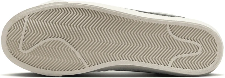 Nike Women's Blazer Low '77 Vintage Shoes in Grey | FQ8060-002 - Image 2