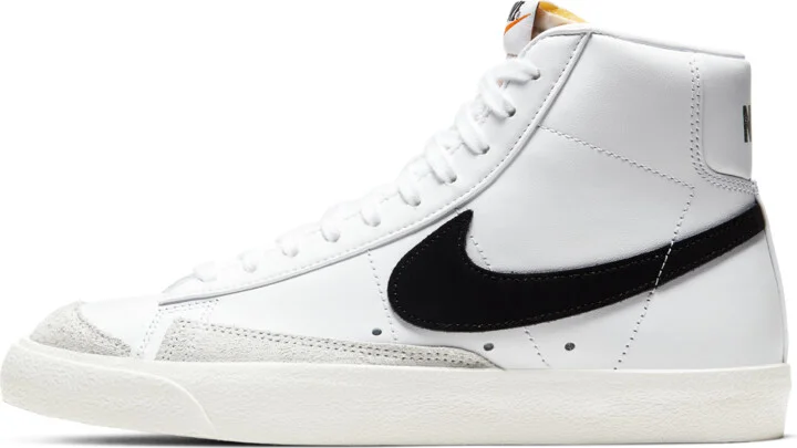 Nike Women's Blazer Mid '77 Shoes in White | CZ1055-100