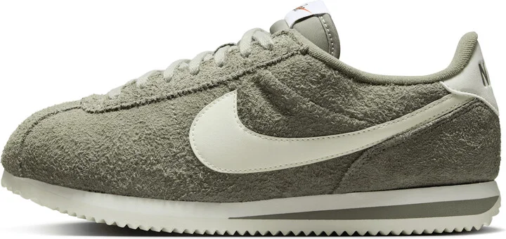 Nike Women's Cortez Vintage Suede Shoes in Green | FJ2530-302