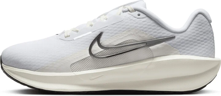 Nike Women's Downshifter 13 Road Running Shoes (Extra Wide) in White | FZ3088-100
