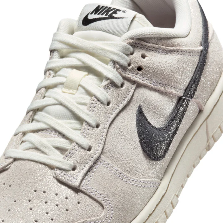 Nike Women's Dunk Low SE Shoes in White | HQ3502-100 - Image 7