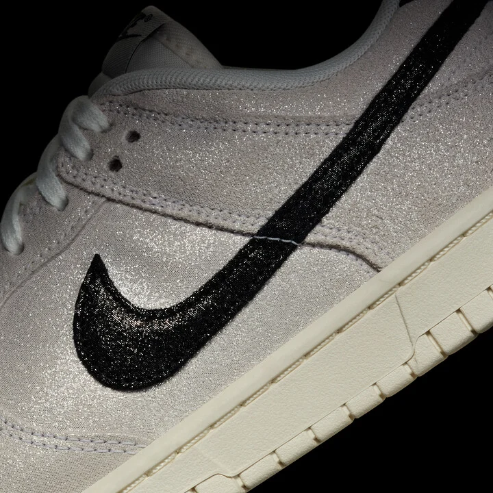Nike Women's Dunk Low SE Shoes in White | HQ3502-100 - Image 9