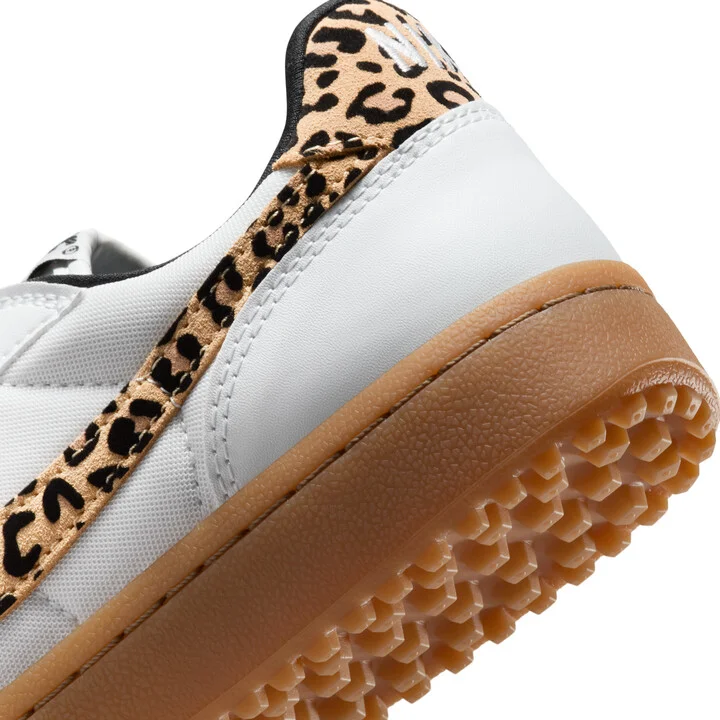 Nike Women's Field General SE Shoes in White | IF1742-100 - Image 8