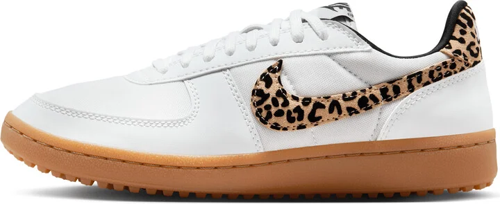 Nike Women's Field General SE Shoes in White | IF1742-100