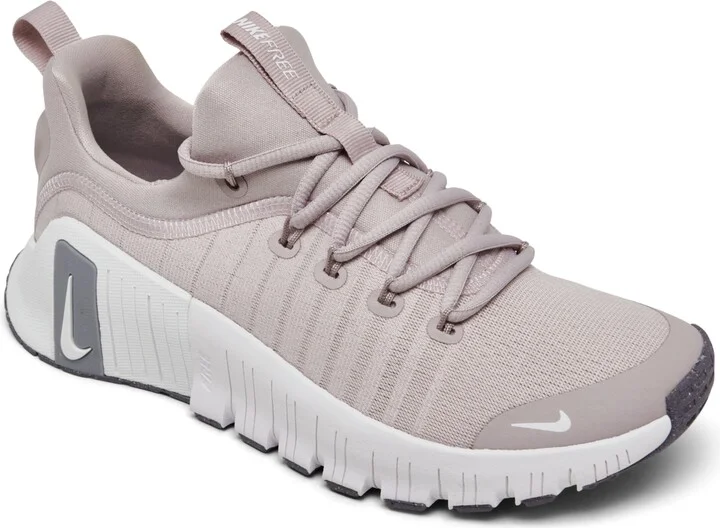 Nike Women's Free Metcon 6 Training Sneakers from Finish Line - Voilet/White