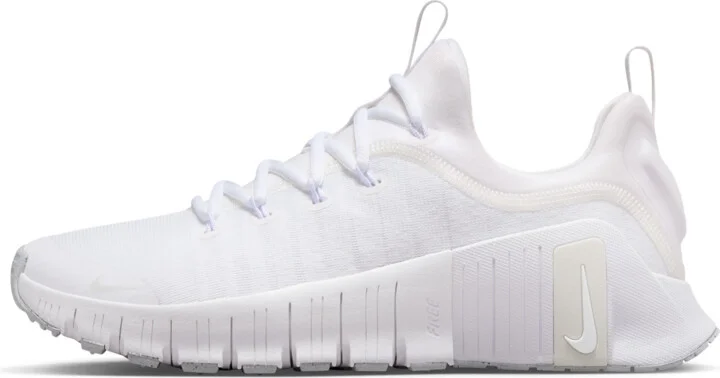Nike Women's Free Metcon 6 Workout Shoes in White | FJ7126-101