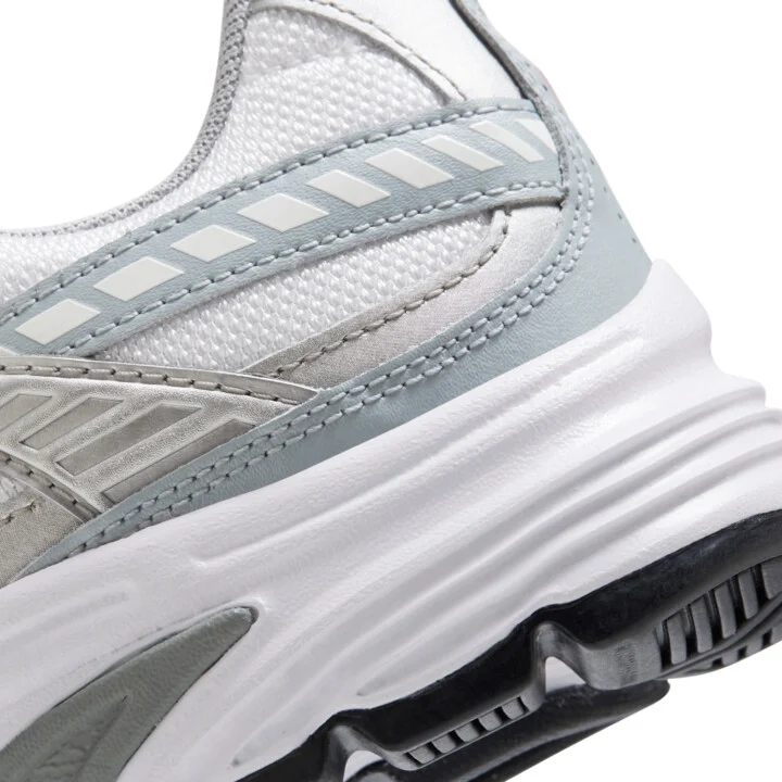 Nike Women's Initiator Shoes in White | 394053-101 - Image 7