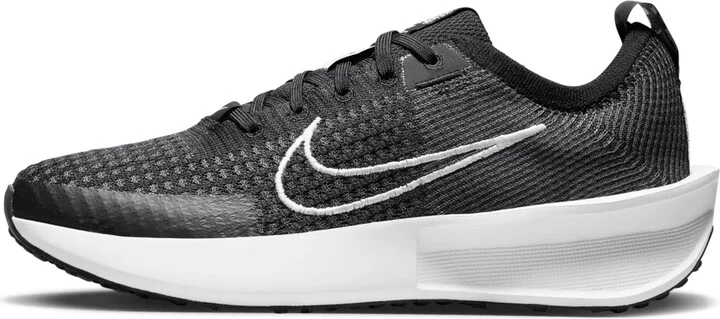 Nike Women's Interact Run Sneaker