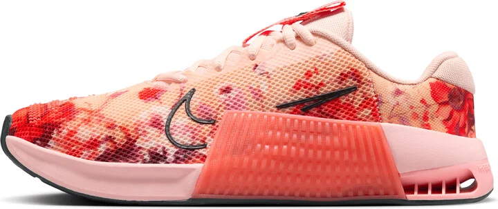 Nike Women's Metcon 9 AMP Workout Shoes in Pink | HJ6210-600