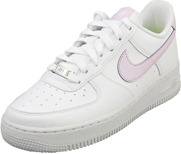 Nike Women's Modern