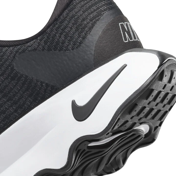 Nike Women's Motiva Walking Shoes in Black | DV1238-001 - Image 9