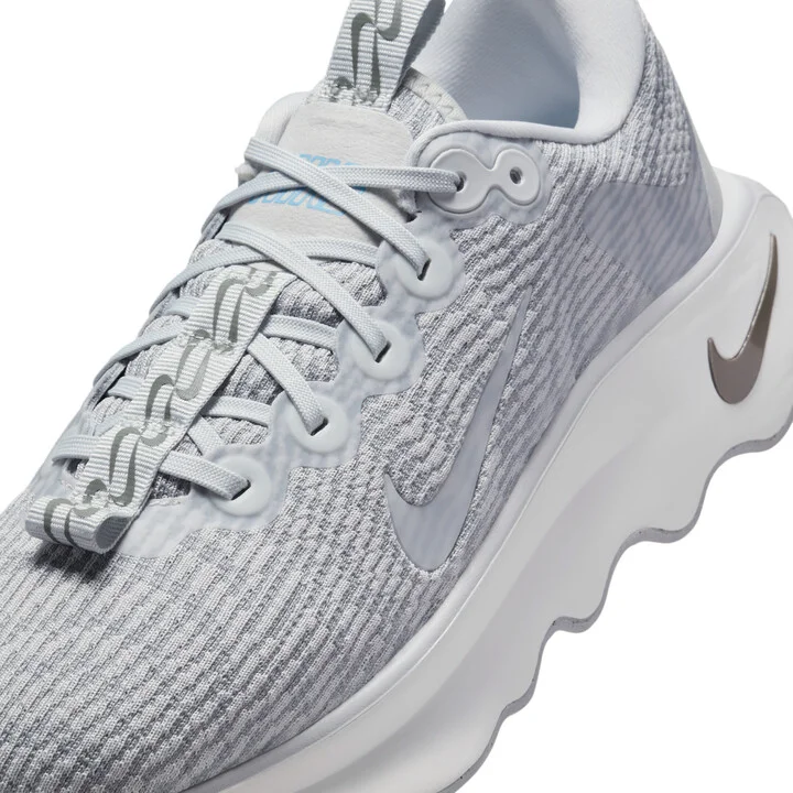Nike Women's Motiva Walking Shoes in Grey | DV1238-010 - Image 7