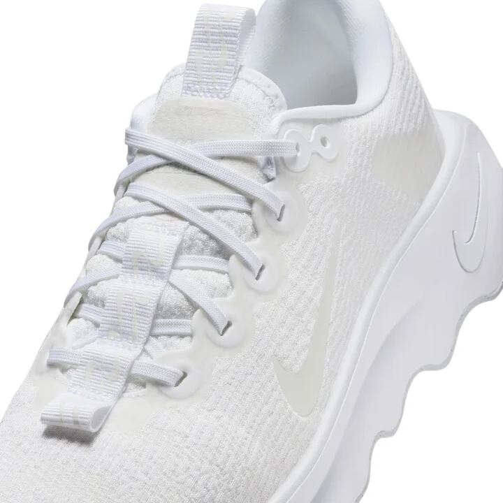 Nike Women's Motiva Walking Shoes in White | DV1238-106 - Image 7