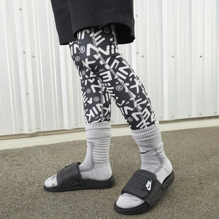 Nike Women's Offcourt Adjust Slides in Black | DV1033-002 - Image 8