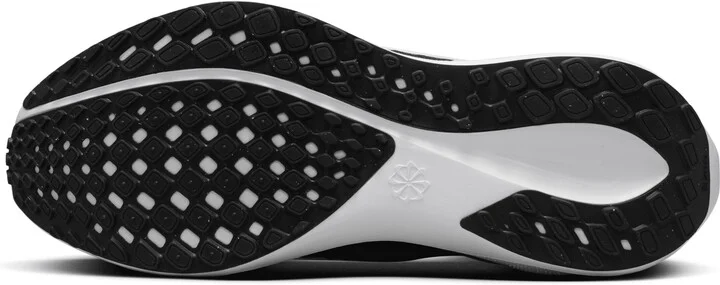 Nike Women's Pegasus EasyOn Road Running Shoes in Black | FQ7844-002 - Image 2