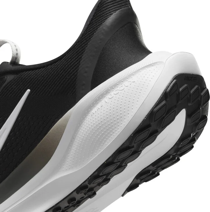 Nike Women's Pegasus EasyOn Road Running Shoes in Black | FQ7844-002 - Image 8