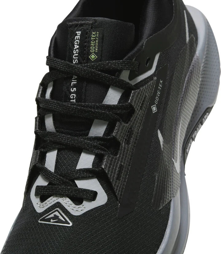 Nike Women's Pegasus Trail 5 GORE-TEX Waterproof Trail Running Shoes in Black | FQ0912-001 - Image 7